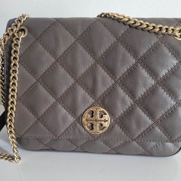 Tory Burch Quilted Shoulder Bag in Brown with Gold Chain - Picture 4 of 13